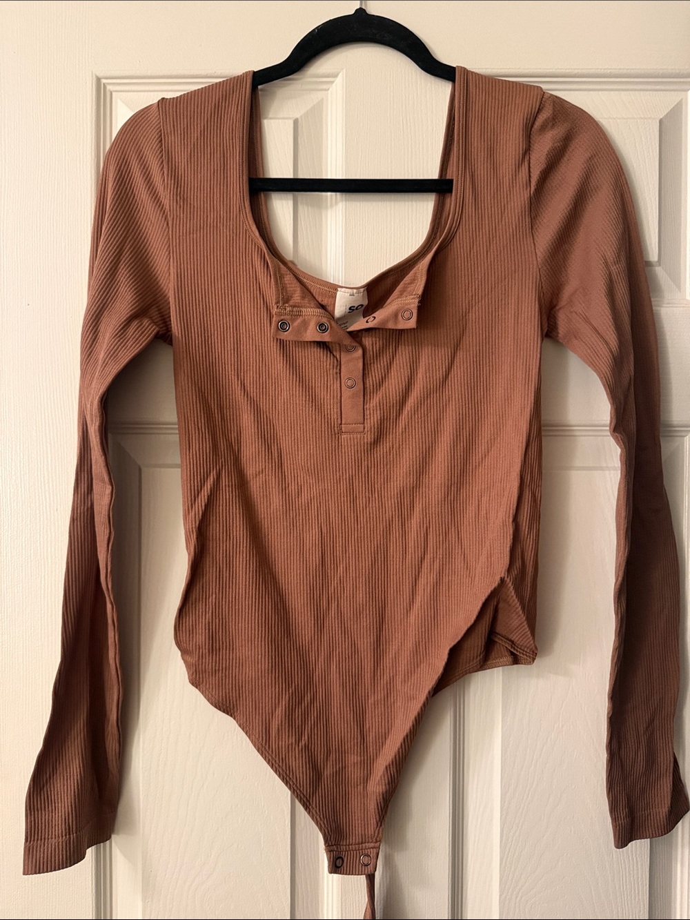 SO Ribbed Long-Sleeve Henley Bodysuit - Rust Brown